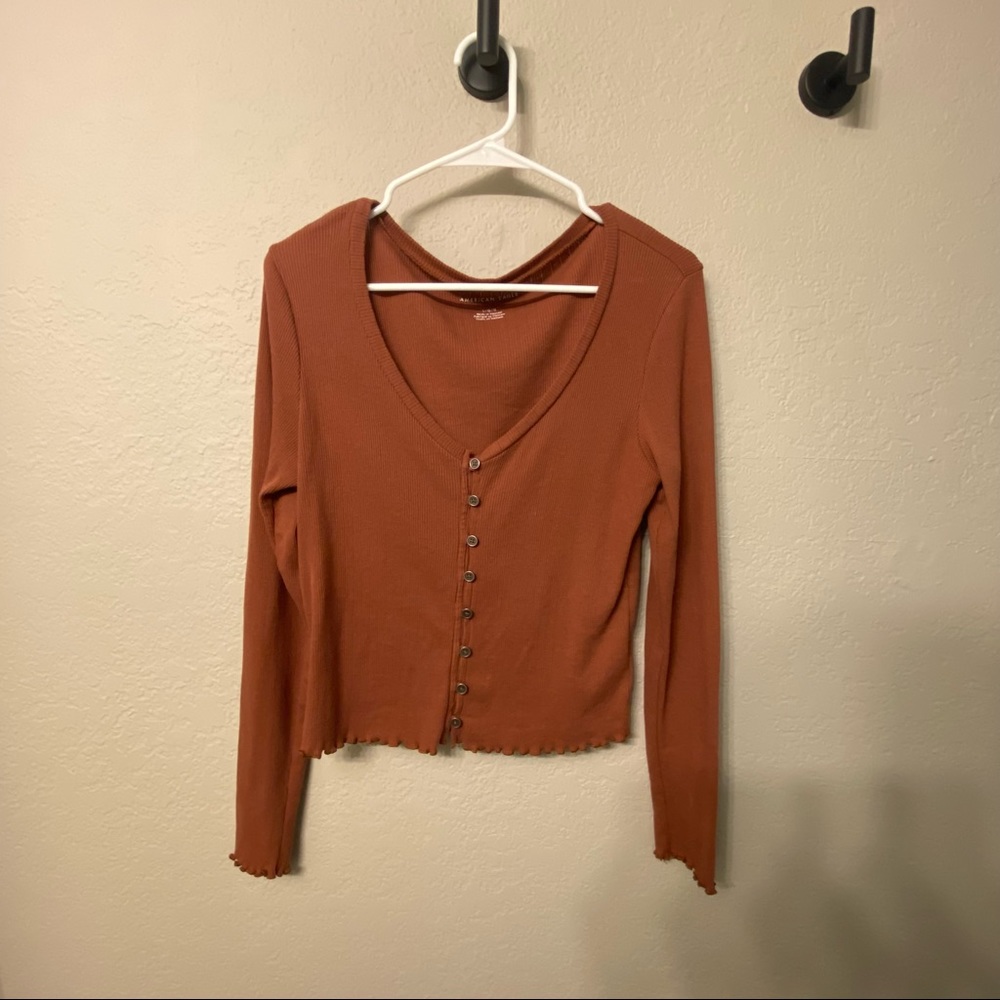 American eagle rust colored long sleeve button up